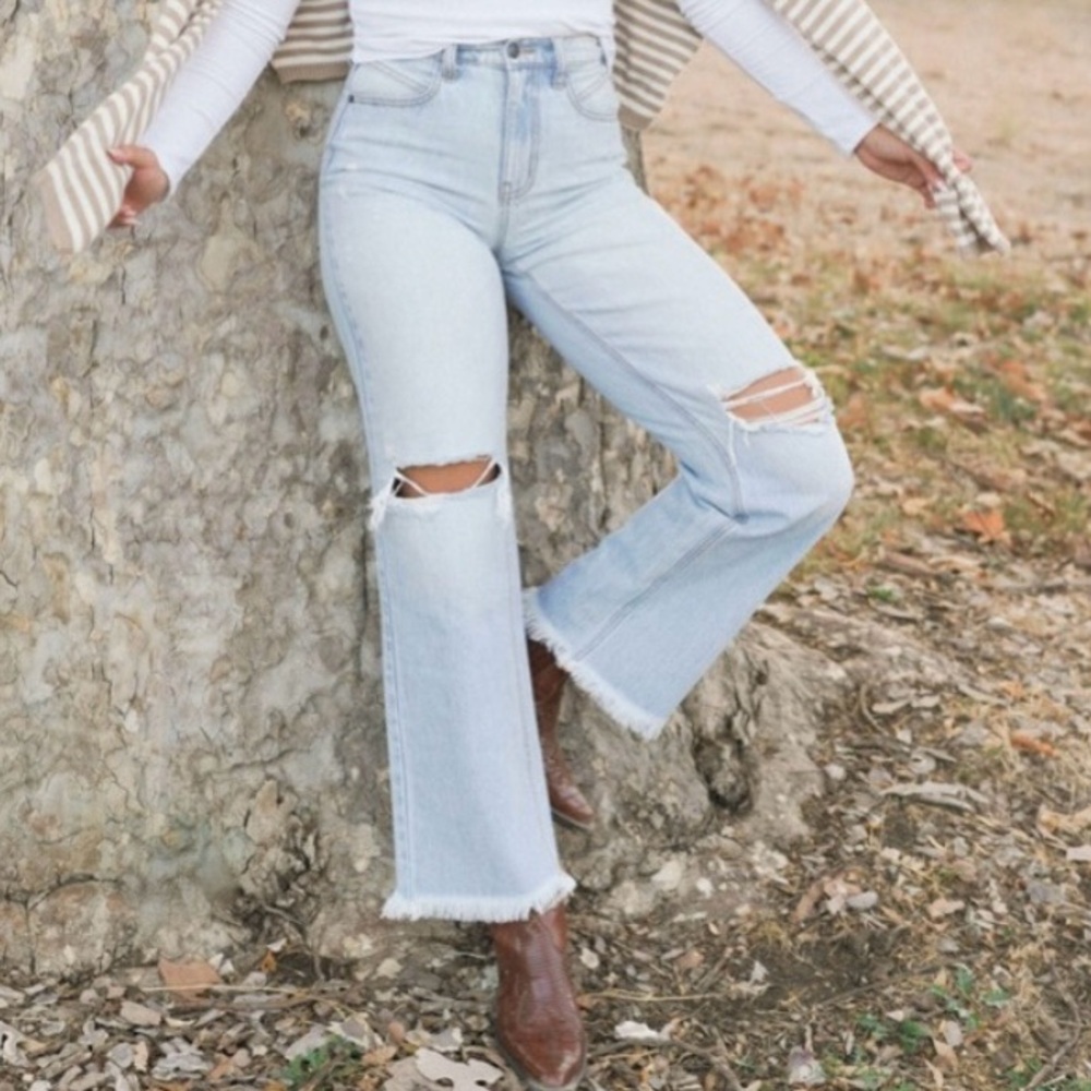 CJLA | Carly Jean Malibu wide leg Jean | Size 3